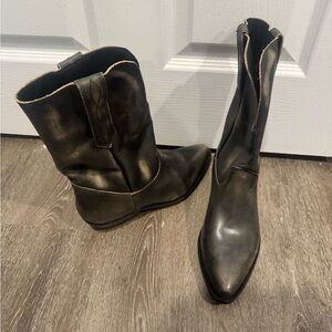 Steve Madden Black Leather Heeled Boots